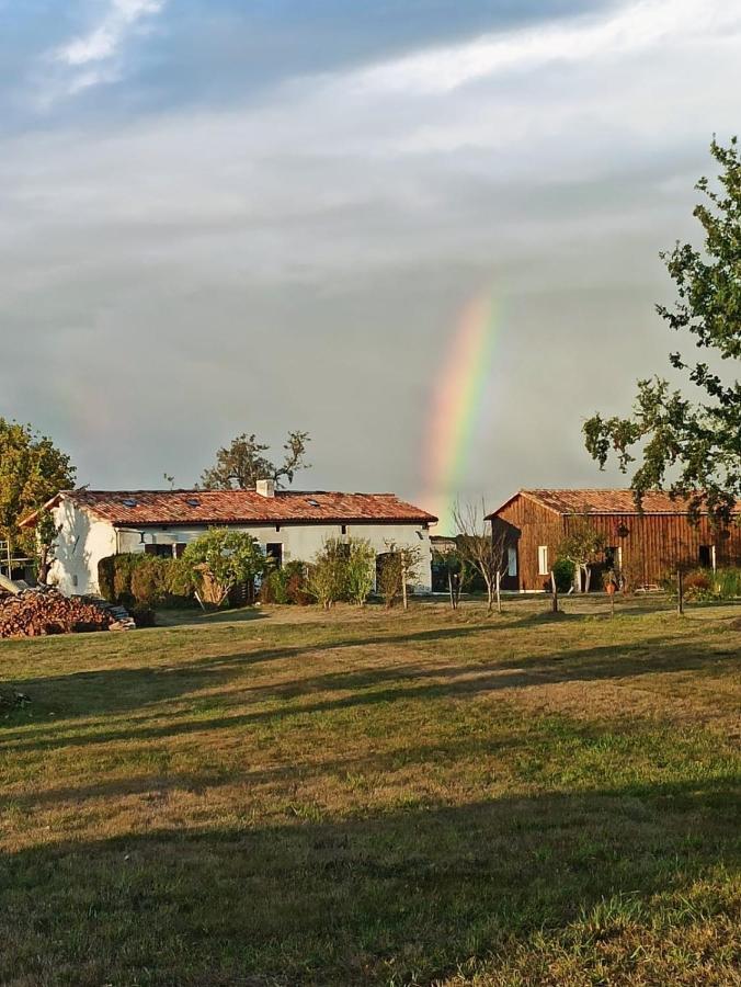 Gite Cosy Grand Confort Dans Un Ecrin De Verdure Agudelle Buitenkant foto